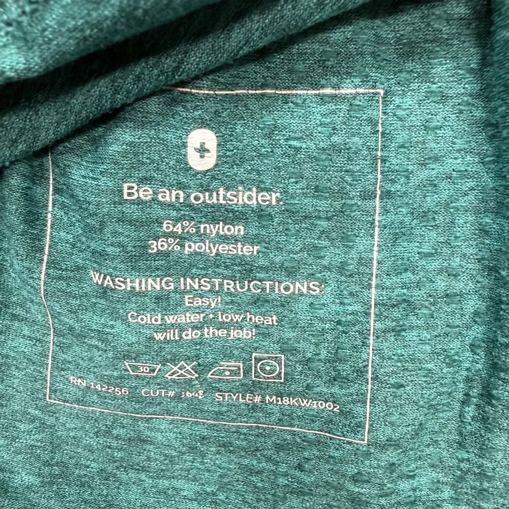 FIGS Seamless Long Sleeve Underscrub Top Mens Medium Green Heathered M18KW1002